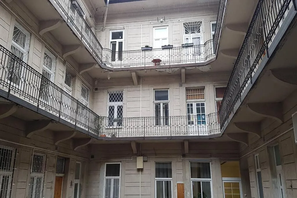 דירות בודפשט Almassy View